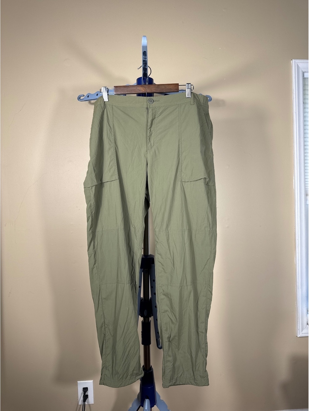 REI Co-op Lightweight Outdoor Pants in Olive Green, Size 18W